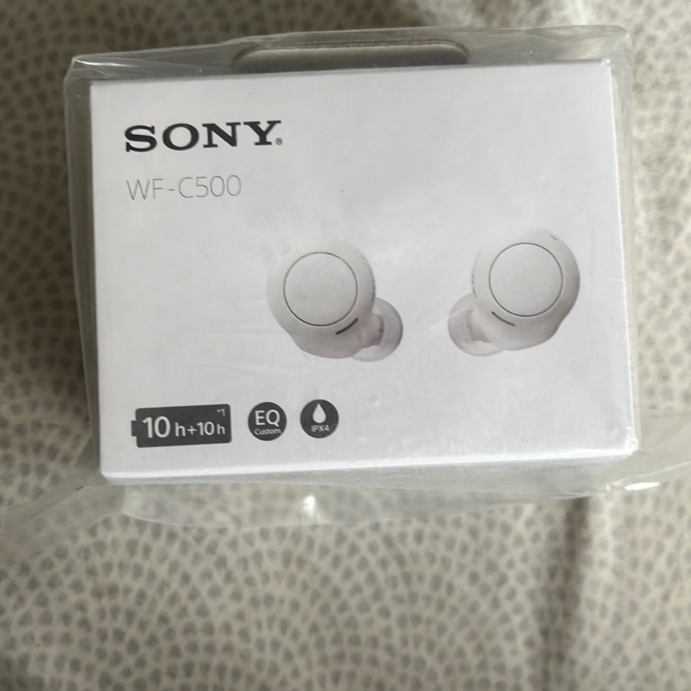 Sony headphones - never opened - BRAND NEW